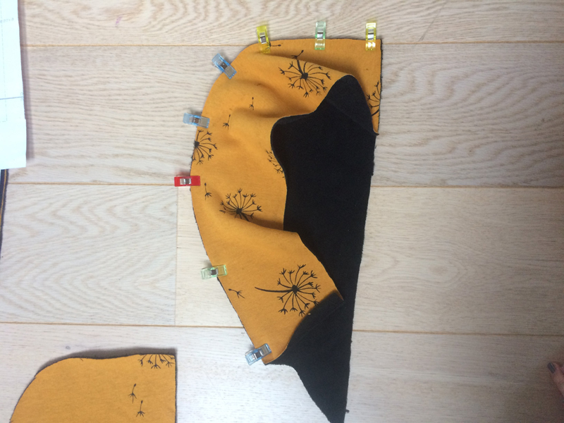 Dámská mikina (střih a návod na šití)