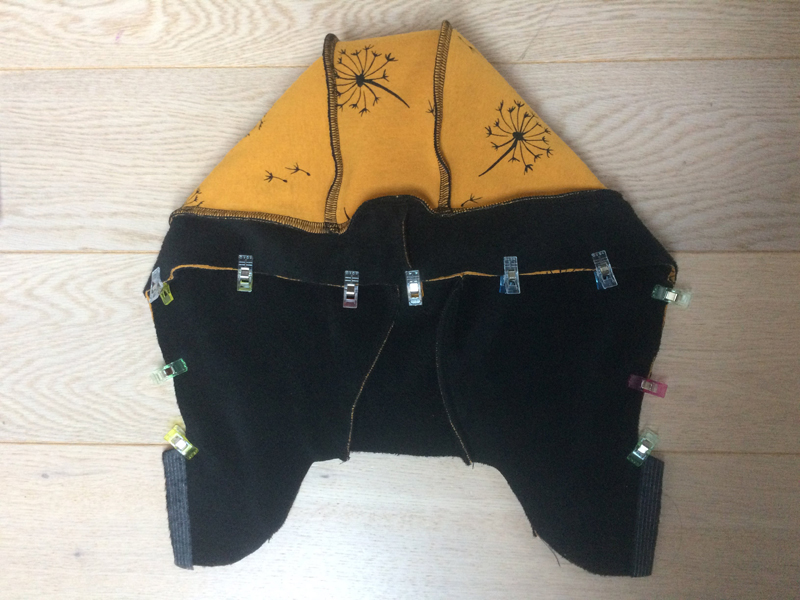 Dámská mikina (střih a návod na šití)