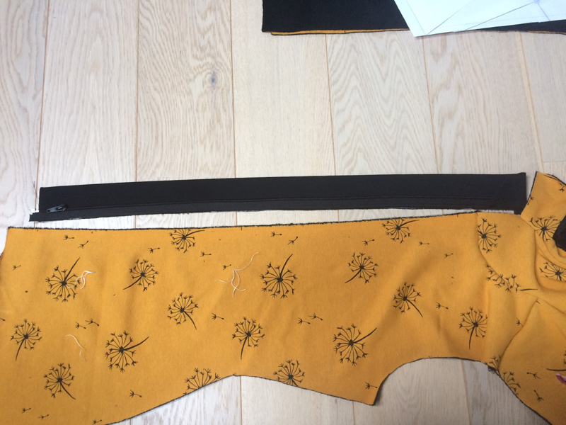 Dámská mikina (střih a návod na šití)