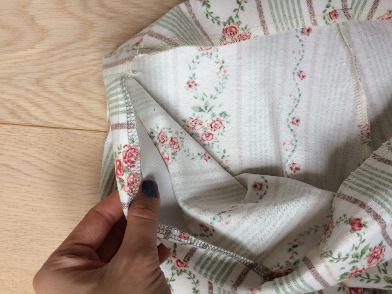 Jak ušít jednoduché pyžamové kalhoty (tepláky) - dětský, dámský a pánský střih