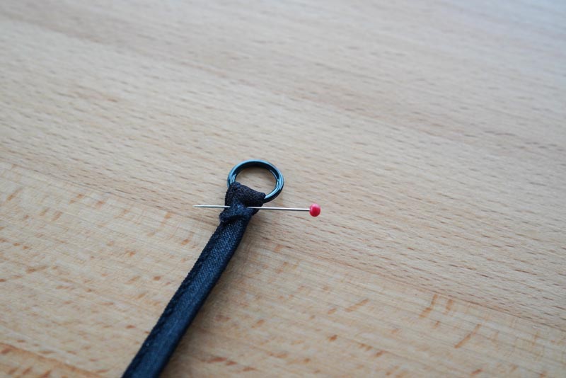 Střih a návod jak ušít jednoduchou měkkou dámskou podprsenku bez kostic (braletku): Ramínka podprsenky