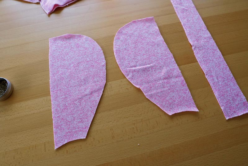 Střih a návod na dámskou mikinu s klokankou a kapucí - kapuce