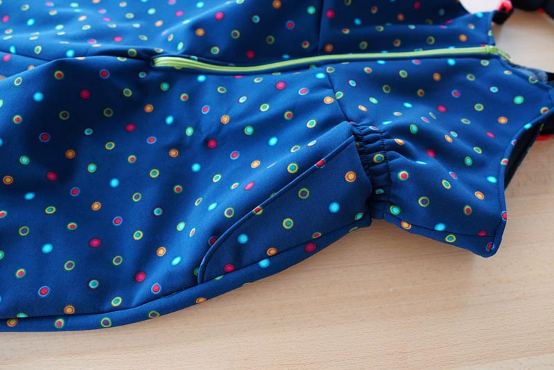 Střih a návod jak ušít dětské oteplováky (lyžařské kalhoty)