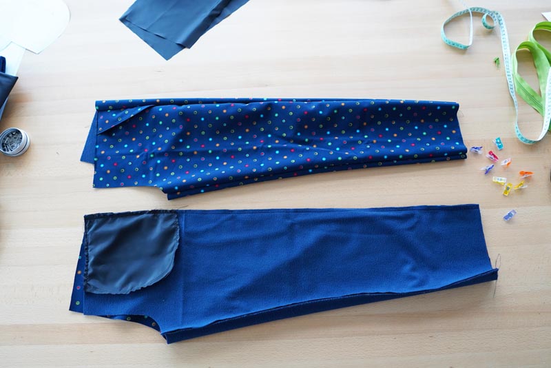 Střih a návod jak ušít dětské oteplováky - krokové švy