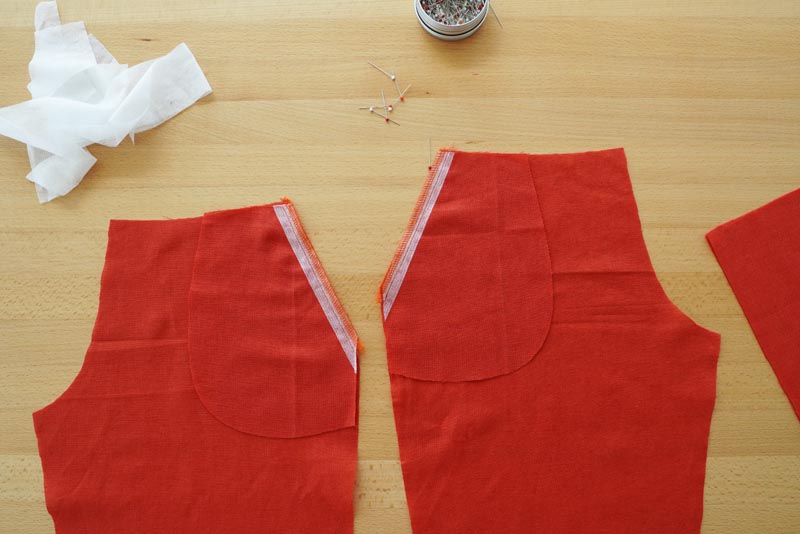 Střih a návod jak ušít jednoduché dámské kalhoty do nápletu - jak ušít boční kapsu