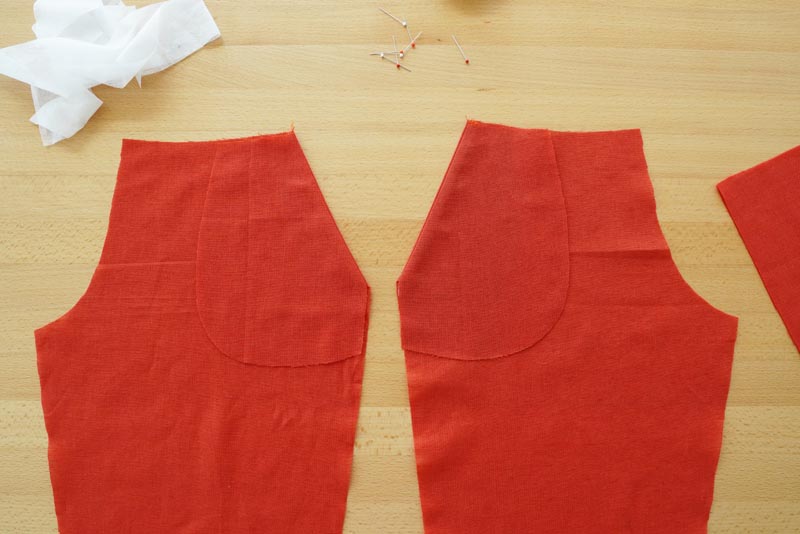 Střih a návod jak ušít jednoduché dámské kalhoty do nápletu - jak ušít boční kapsu