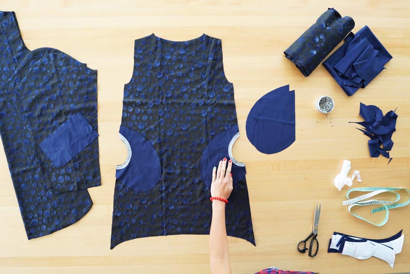 Návod a střih na jednoduché volnější podzimní / zimní šaty - šití kapsy