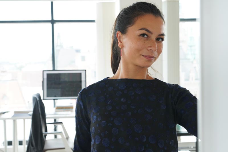 Návod a střih na jednoduché volnější podzimní / zimní šaty