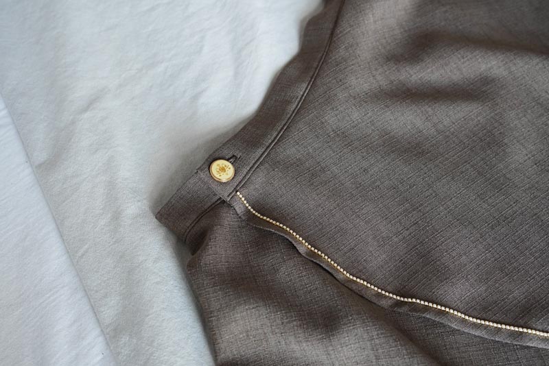 Střih na jednoduchou dámskou zavinovací sukni