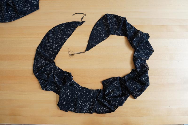 Střih na dámskou zavinovací sukni - návod jak ušít dámskou sukni - spodní lem (volán)