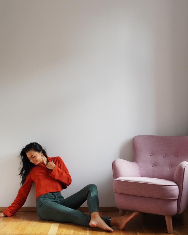 Střih na dětskou a dámskou crop mikinu - návod jak ušít mikinu