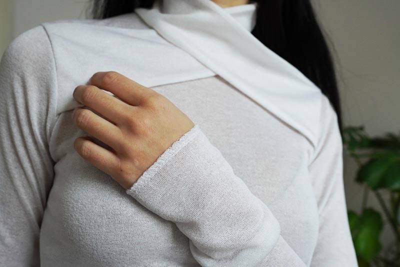 Střih a návod jak ušít dámské tričko ORIGAMI se stojáčkem a překřížením