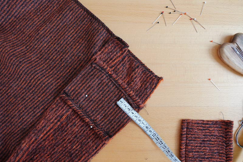 Střih a návod na dámské teplé pončo s límcem