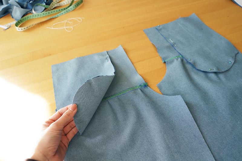 Dětský a dámský střih na kalhot + podrobný návod na šití balónových kalhot zdarma - kapsy