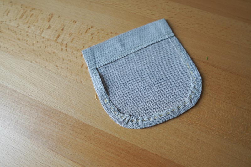 Jak ušít jednoduchou dámskou vrchní košili, podrobný návod na šití krok za krokem zdarma + střih v dámských velikostech 32-60. Šití kapes