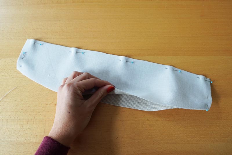 Jak ušít jednoduchou dámskou vrchní košili, podrobný návod na šití krok za krokem zdarma + střih v dámských velikostech 32-60. Límec