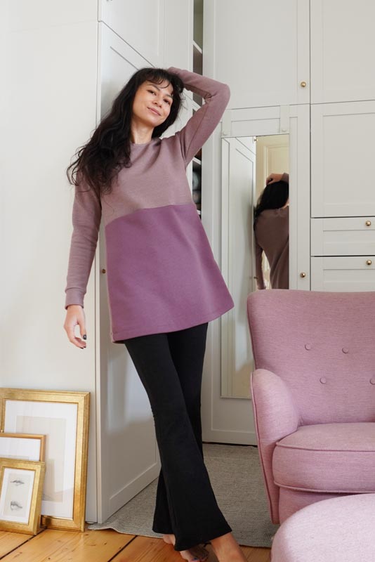 Střih na pohodlné dámské mikinové šaty (tuniku) + návod na šití zdarma