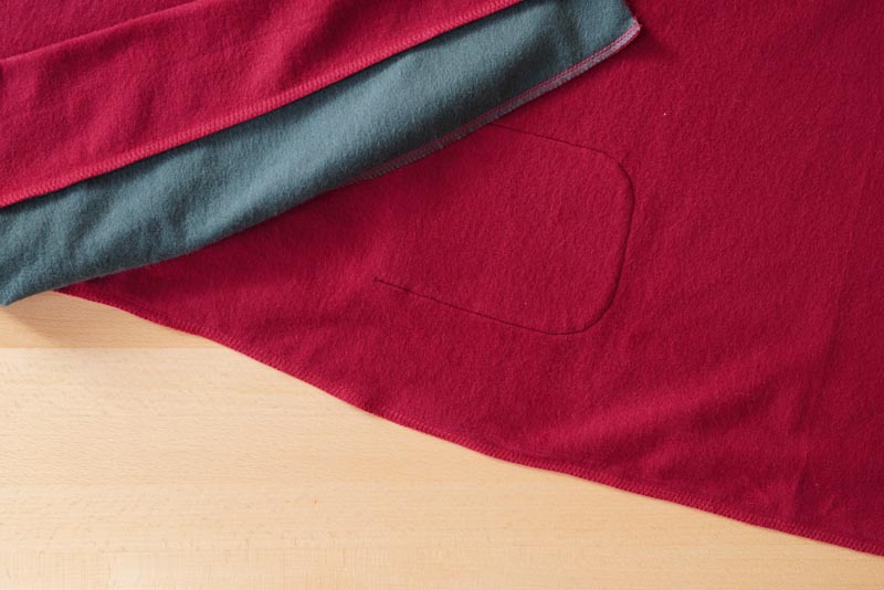 Jak ušít dámské šaty - rukávové a boční švy