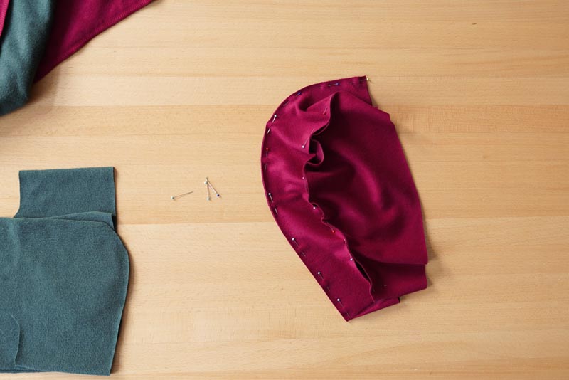 Jak ušít dámské šaty - kapuce