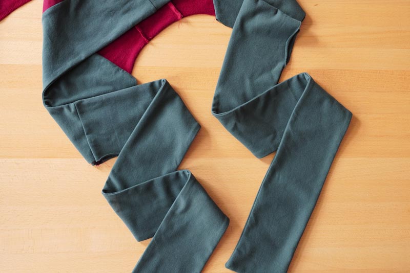 Jak ušít dámské šaty - vázanka (šála)