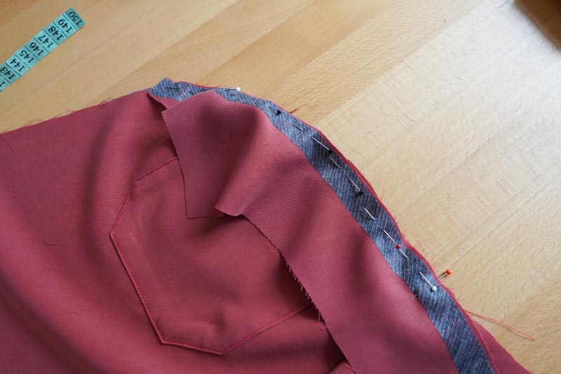 Jak ušít dámské volné kalhoty - zadní sedlo