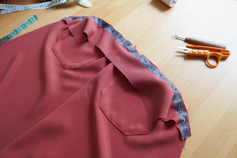 Jak ušít dámské volné kalhoty - zadní sedlo