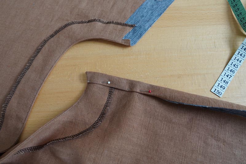 Střih na dámskou variabilní vestu - boční kraje