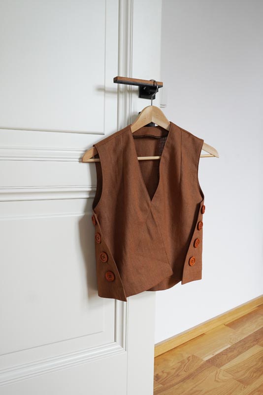 Střih a návod jak ušít dámskou variabilní vestu