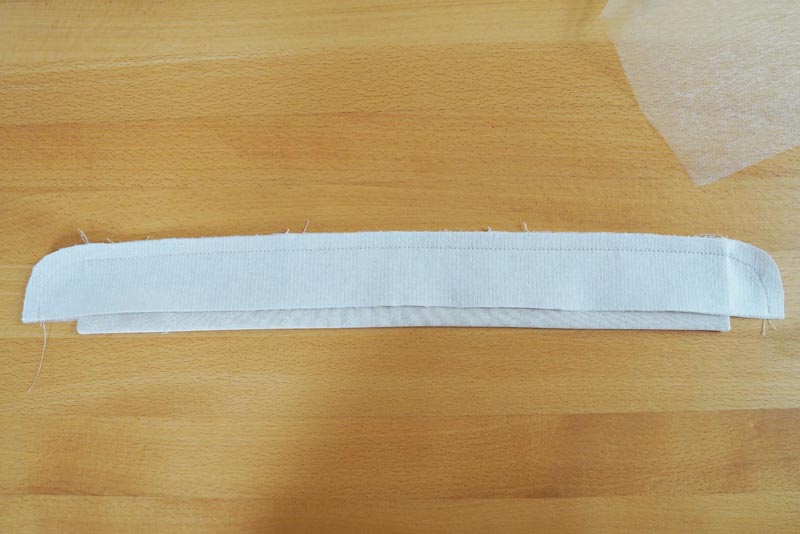 Střih na dámskou košili s klasickým límcem a krátkým rukávem + návod jak ušít košili - límec