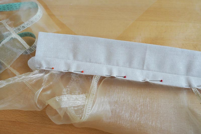 Střih na dámskou košili s klasickým límcem a krátkým rukávem + návod jak ušít košili - všití límce