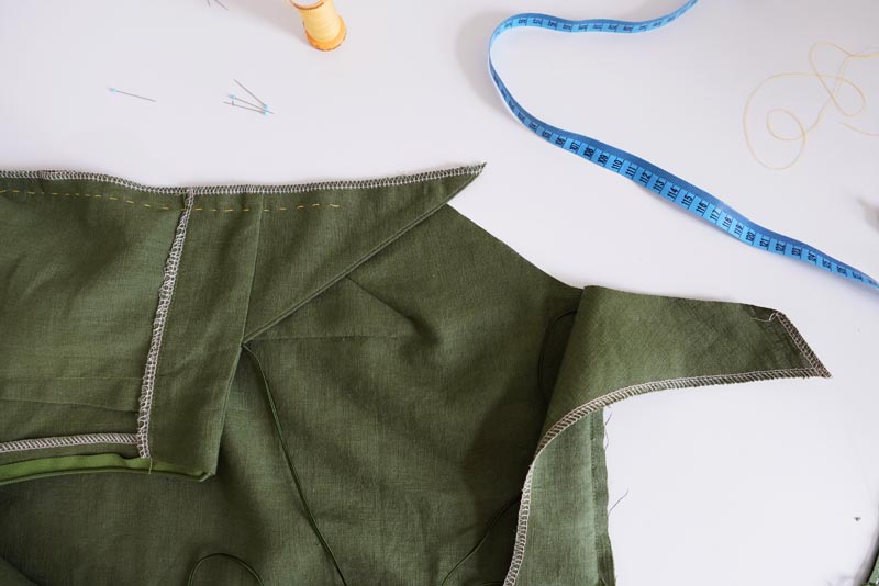 Sewing pattern for women's linen dress with spaghetti straps and exposed back LINEN - completing the dress