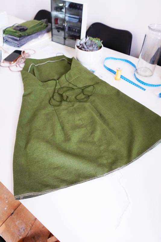 Sewing pattern for women's linen dress with spaghetti straps and exposed back LINEN - hemming