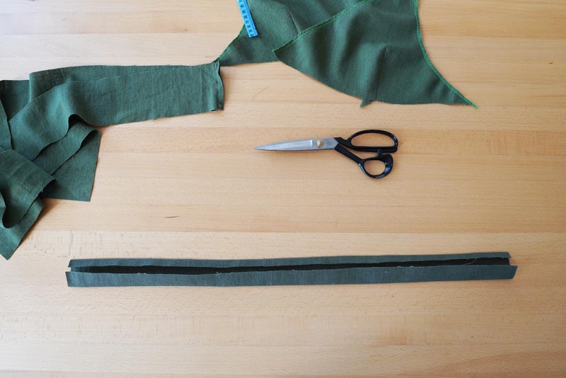 Návod jak ušít dámskou podprsenku - ramínka