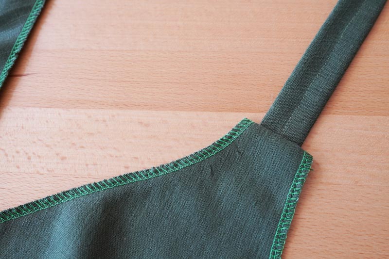 Návod jak ušít dámskou podprsenku - ramínka