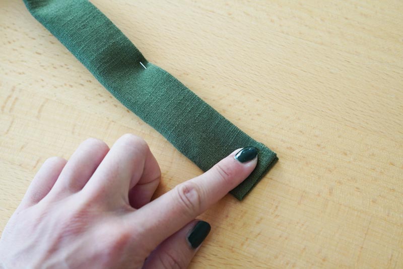 Návod jak ušít dámskou podprsenku - spodní lem