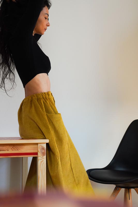 Střih a návod jak ušít dámskou manšestrovou sukni