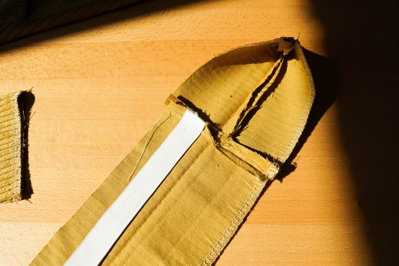 Jak se šije dámská manšestrová sukně (příprava pásku - pasového límce)