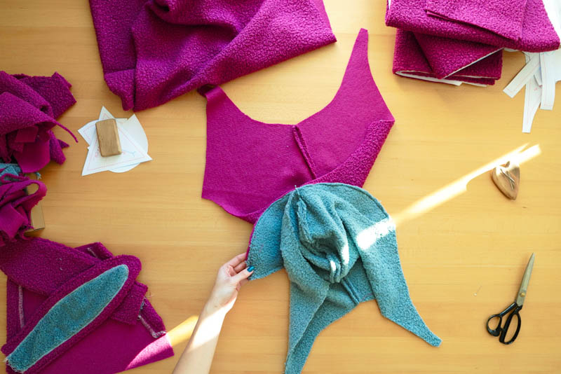 Střih a návod jak ušít chlupatou mikinu s kapucí - kapuce