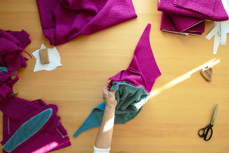 Střih a návod jak ušít chlupatou mikinu s kapucí - kapuce