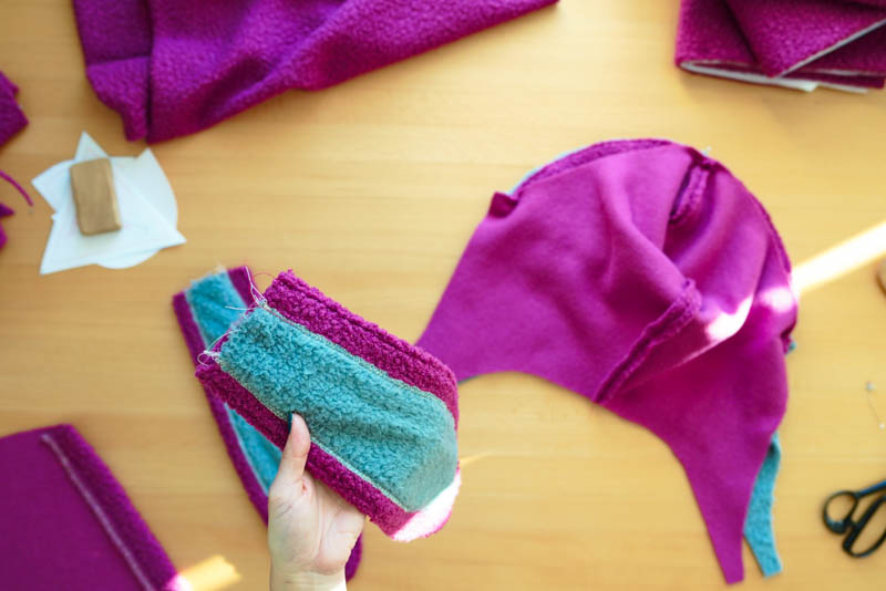 Střih a návod jak ušít chlupatou mikinu s kapucí - kapuce