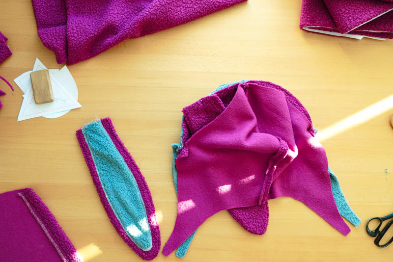 Střih a návod jak ušít chlupatou mikinu s kapucí - kapuce