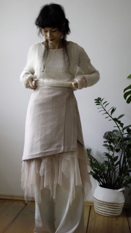 PDF střih a návod jak ušít dámskou zavinovací pouzdrovou sukni