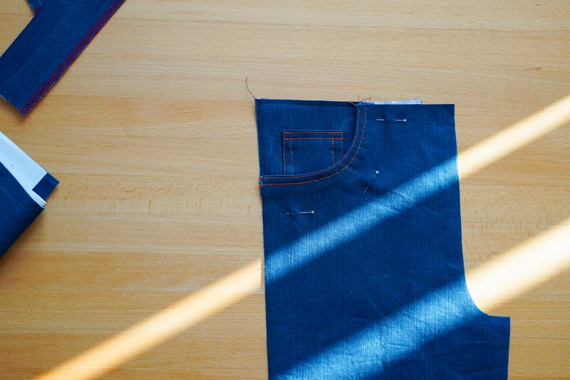 Jak ušít džíny - krytí předních kapes a mini kapsička