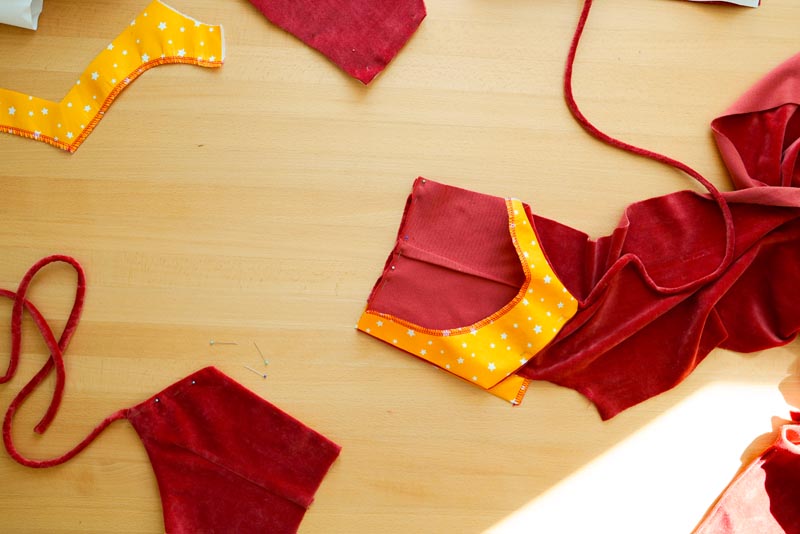 Jak ušít overal - sešití živůtku s kalhotami