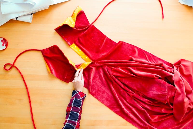 Jak ušít overal - šití knoflíkové légy