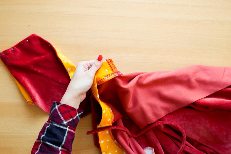 Jak ušít overal - šití knoflíkové légy