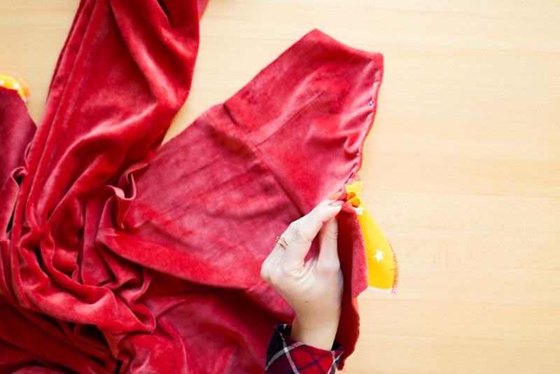 Jak ušít overal - podsádka zadního dílu živůtku