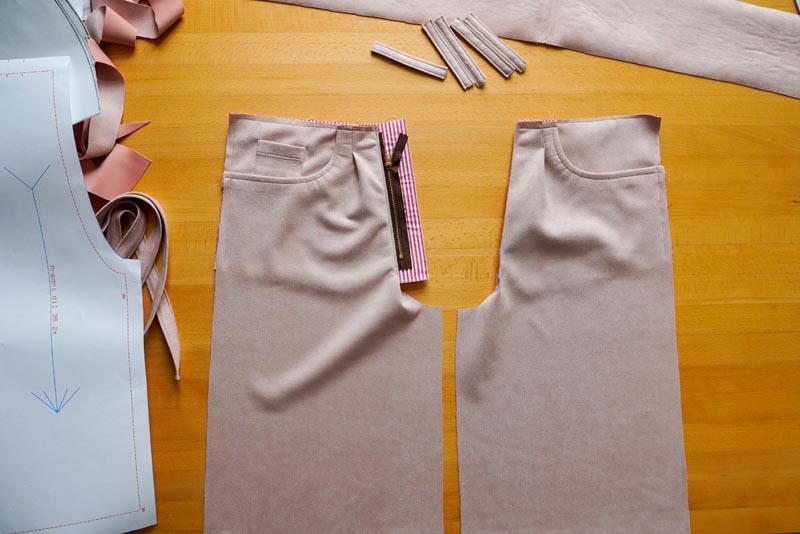 Jak ušít dámské elegantní šortky - rozparek zipu (poklopec)