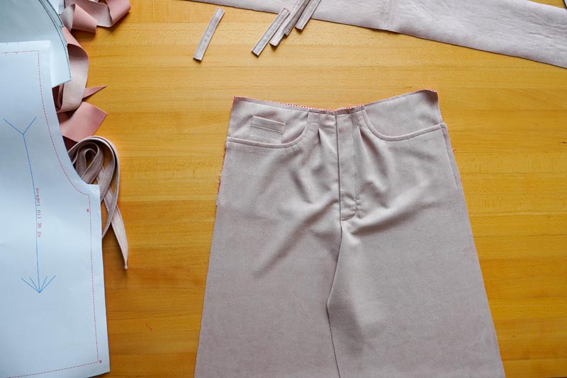Jak ušít dámské elegantní šortky - rozparek zipu (poklopec)