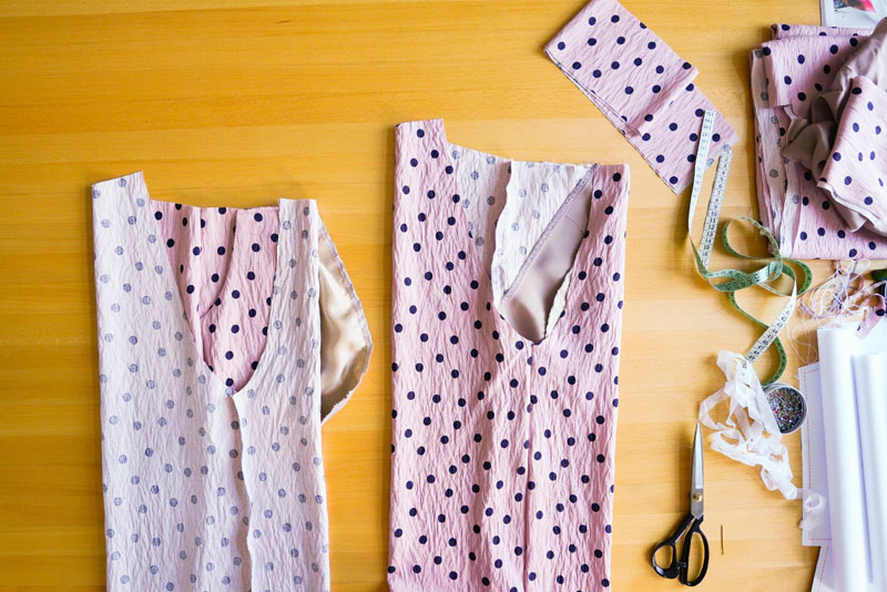 Střih a návod jak ušít dámské široké letní kalhoty UNWIND - Vypracování sedového švu